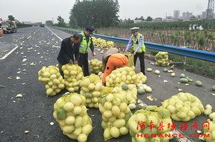 亳州大雨吃瓜群众,吃瓜群众见证城市抗洪风采